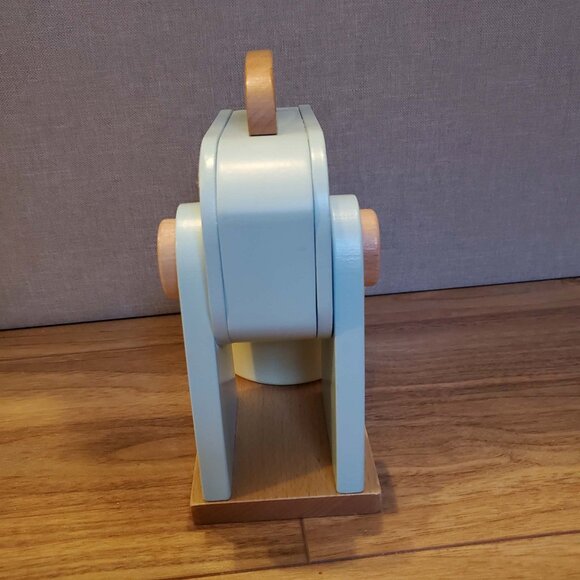 Le Toy Van Bakers Mixer Set Wooden Play Baking Mixer and Bowl - Picture 5 of 5